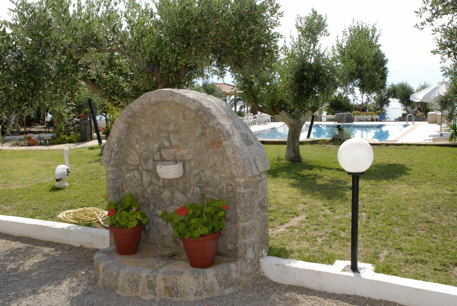 Porto Lourba Hotel Galaxidi Exterior photo